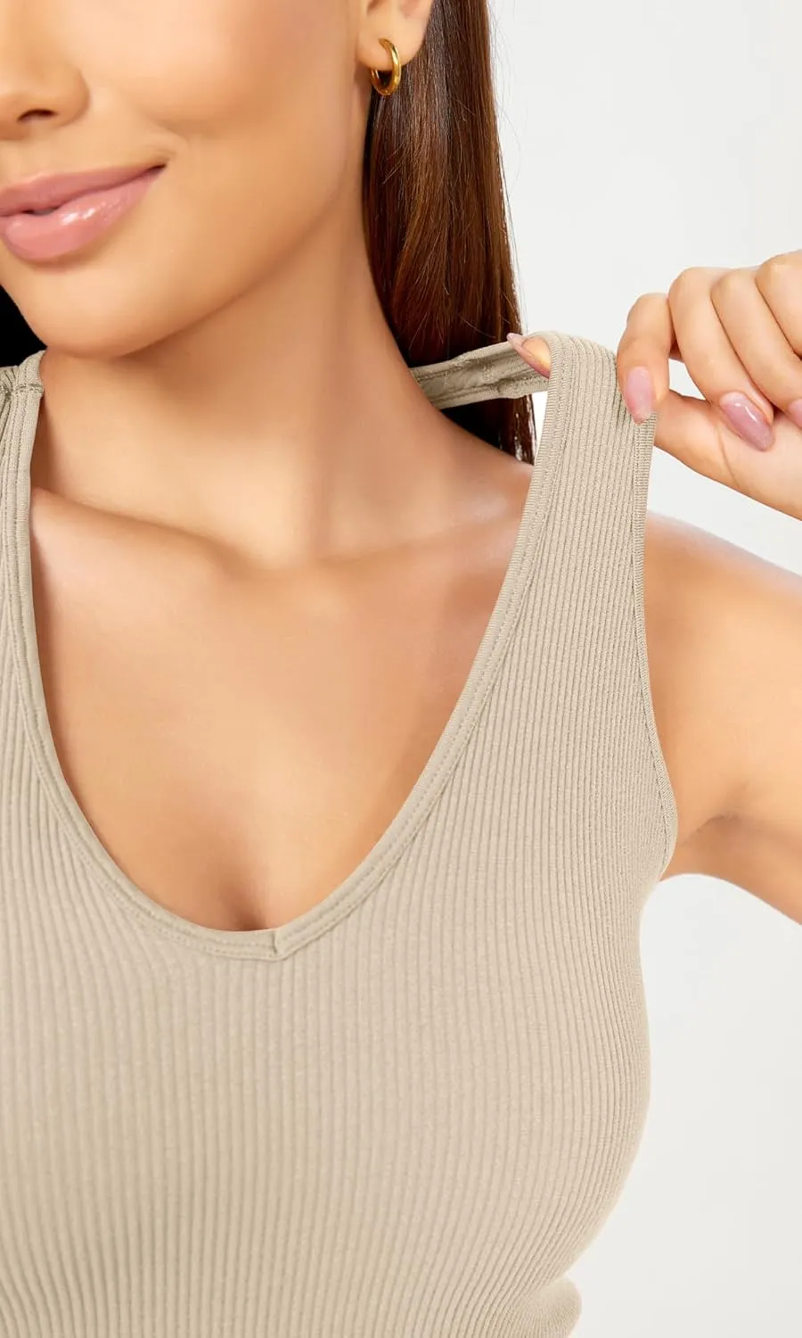 ODODOS 3-Pack Seamless Racerback Crop Tank for Women Ribbed Knit Soft Crop Tops