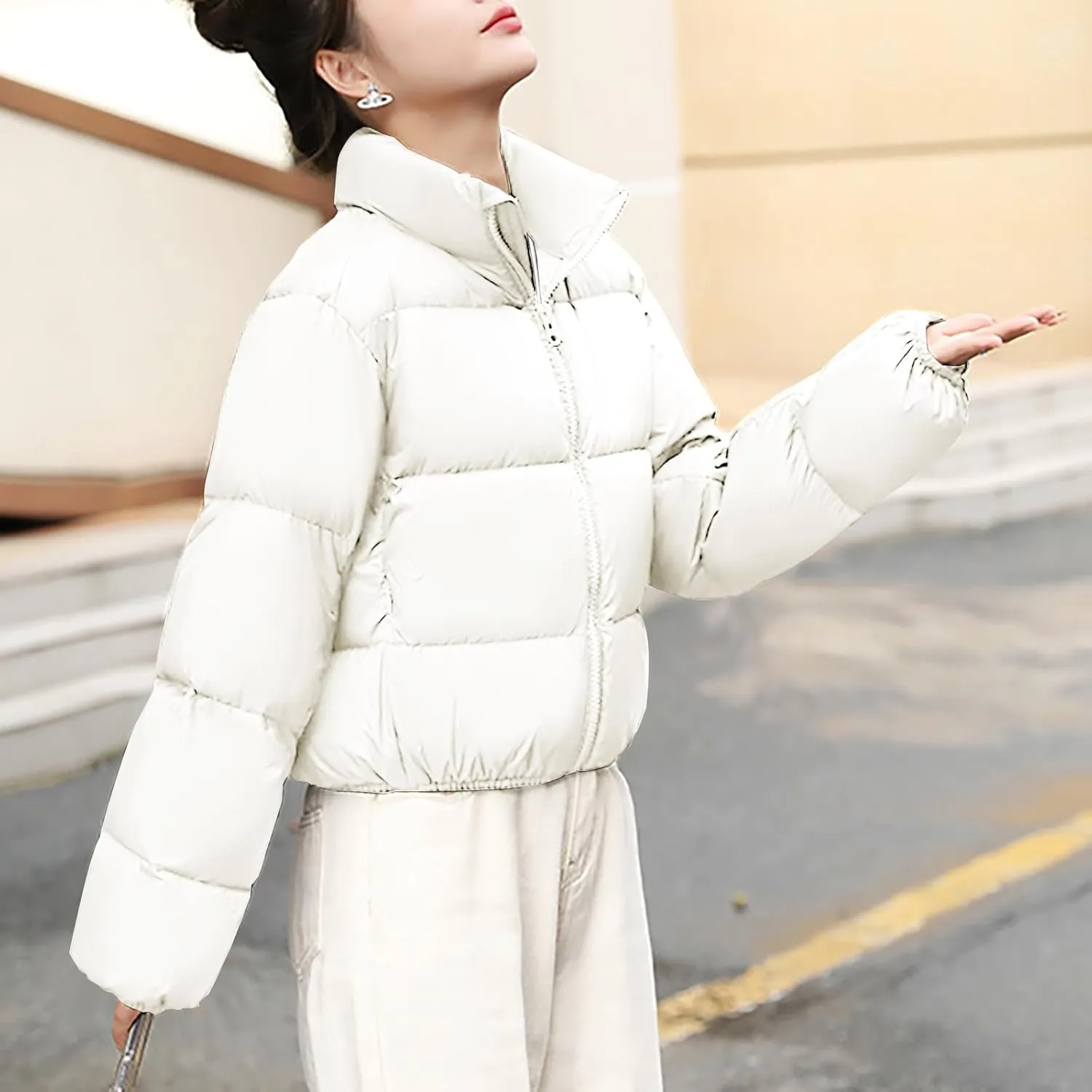 Women's Quilted Puffer Jacket Warm Cotton Padded Down Coat Winter Full Zip Stand Collar Short Pockets Bubble Outerwear